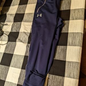 Under armour youth jogger with zipped pockets navy